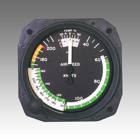 Sigmatek 3-1/8 True Airspeed 40-210 Knt / 40-240 mph Lit